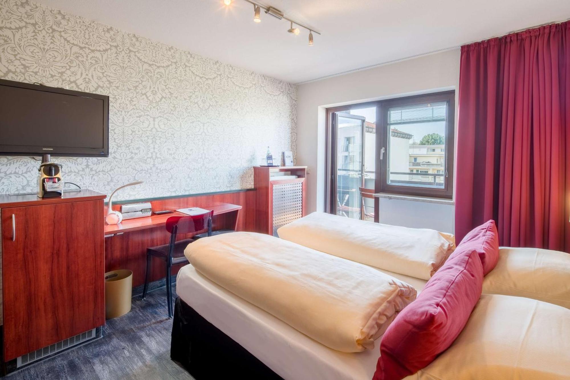 Best Western Hotel Wuerzburg-Sued Экстерьер фото